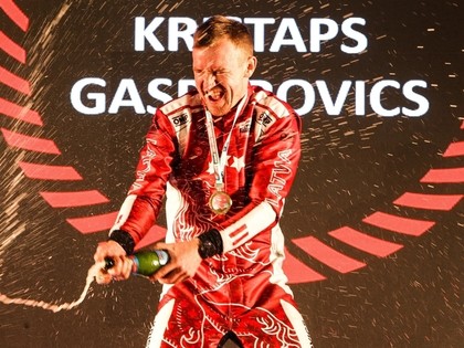 Gasparovičs izcīna grandiozu uzvaru prestižajā 'Rotax' kartingu finālā Portugālē