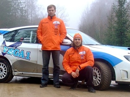 A.Neikšāns testē Subaru automašīnu (VIDEO)