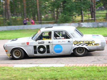 Atgriešanās autosportā pēc kājas zaudēšanas