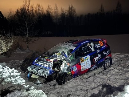 Sportists pēc smagās Alūksnes rallija avārijas pārvests uz Igauniju