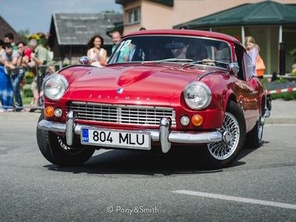 'Youngtimer rally' uz starta varēs redzēt 1968. gada 'Triumph GT6' (FOTO)